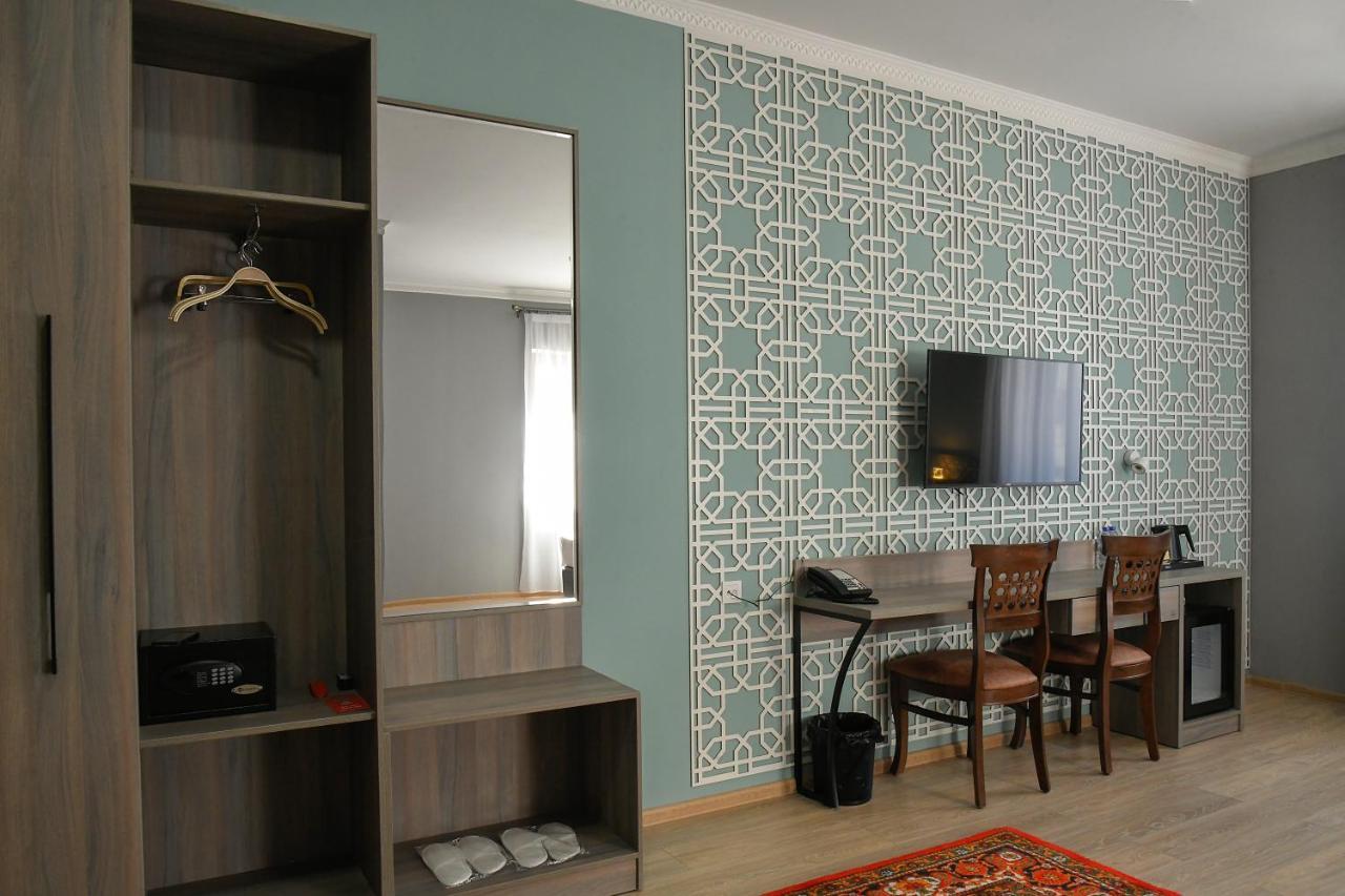 Khan Hotel Samarkand Esterno foto