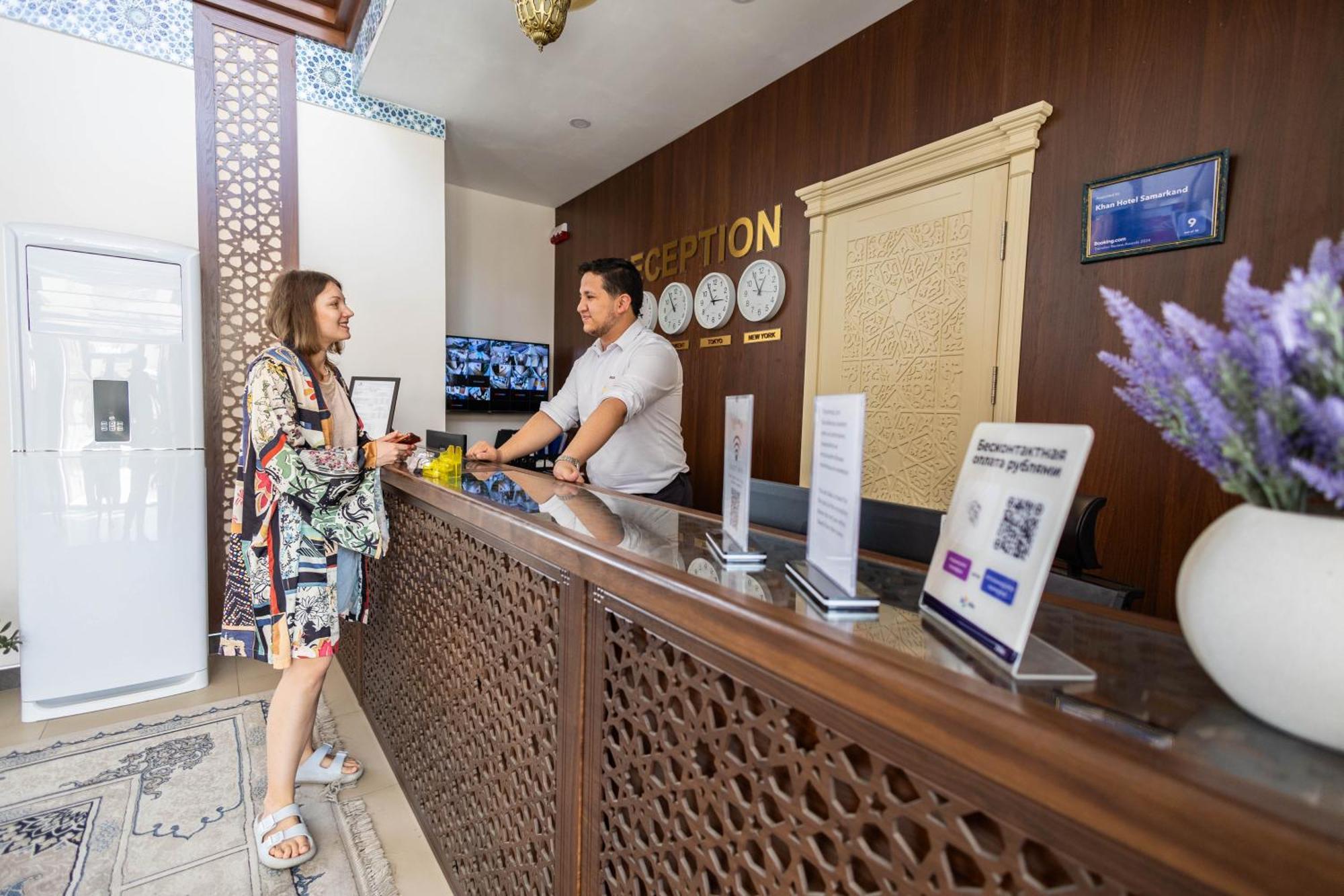 Khan Hotel Samarkand Esterno foto