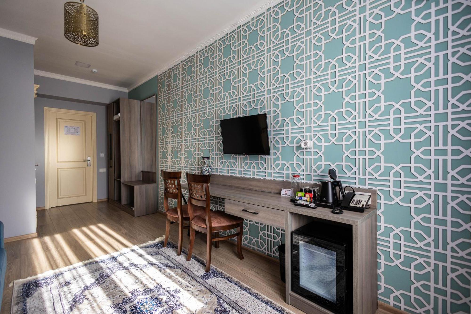 Khan Hotel Samarkand Esterno foto