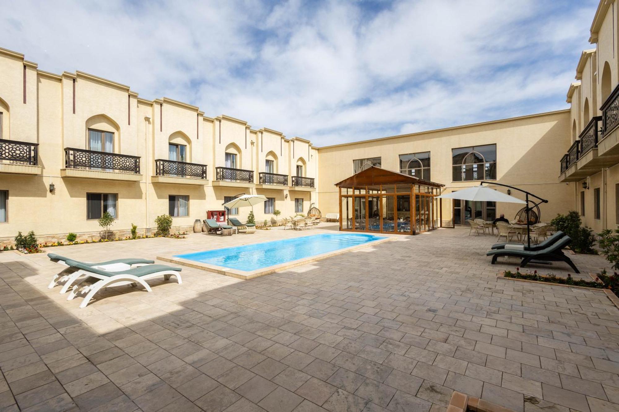Khan Hotel Samarkand Esterno foto