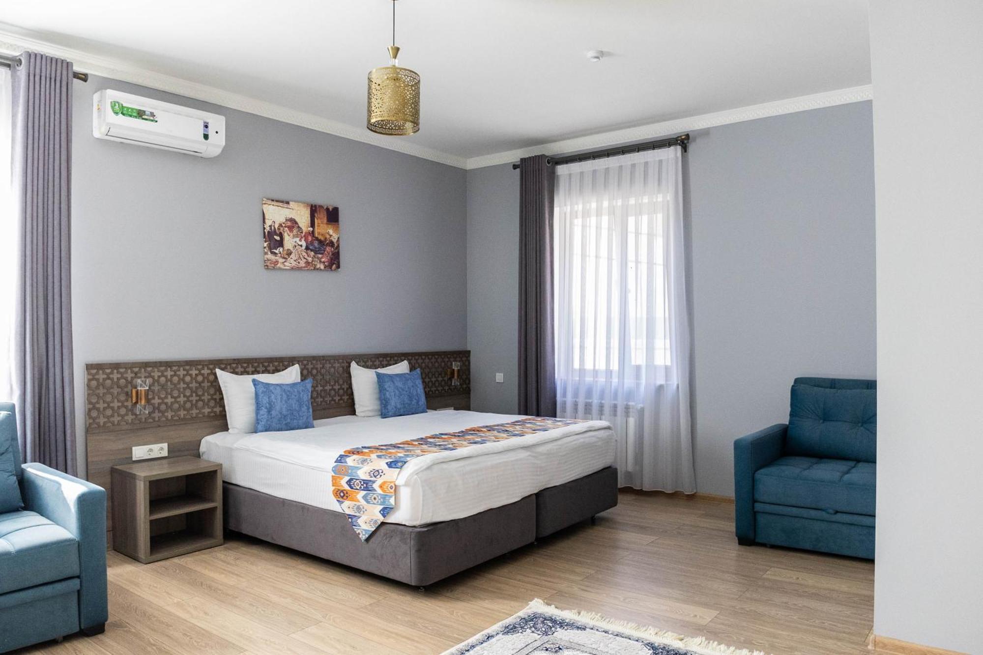 Khan Hotel Samarkand Esterno foto